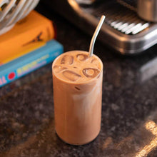 Load image into Gallery viewer, Dark milk hot chocolate flakes | 49% | Venezuela